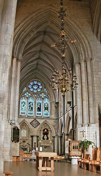 File:009 Southwark Cathedral the north transept.JPG