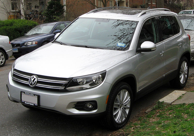 File:2012 Volkswagen Tiguan -- 03-16-2012 2.JPG