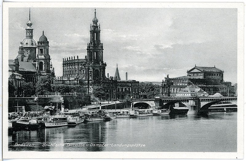 File:26636-Dresden-1935-Brühlsche Terrasse und Dampferanlegestelle-Brück & Sohn Kunstverlag.jpg