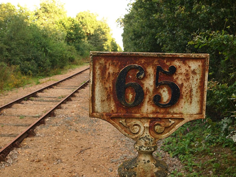 File:65 pannel, Old railway in Cerdon du Loiret (7783337926).jpg