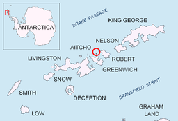Plasseringa til Aitcho Islands in the Sør-Shetlandsøyane.