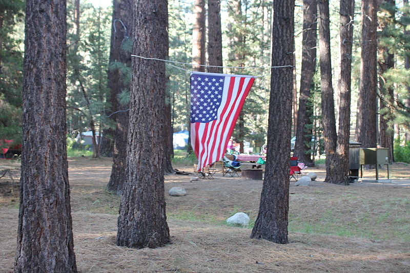 File:American Flag at Campsite.JPG