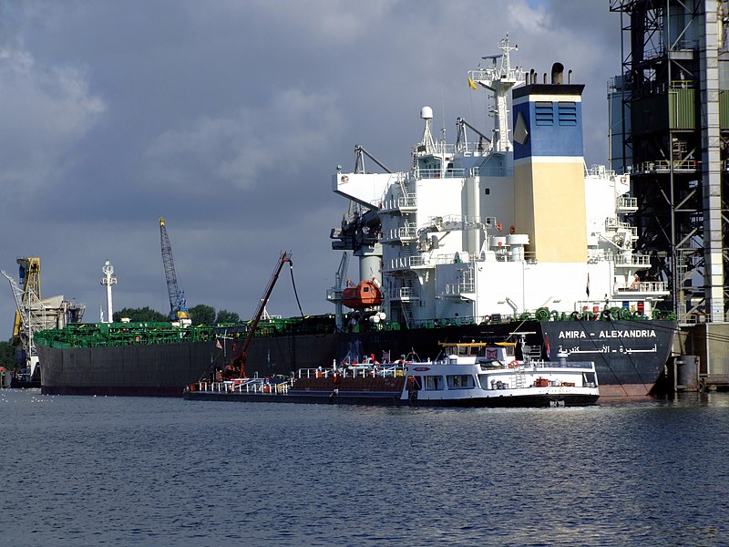 File:Amira IMO 9216248 p2 at Port of Amsterdam, Holland 26-Aug-2007.jpg