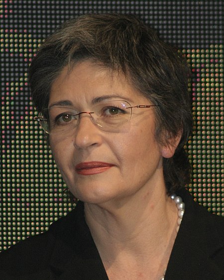 Anna Finocchiaro.jpg