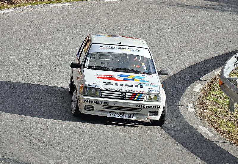 File:Antonio Cruces Cortes-Peugeot 205 Rallye.jpg