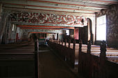 Årdal gamle kyrkje, rosemalt interiør