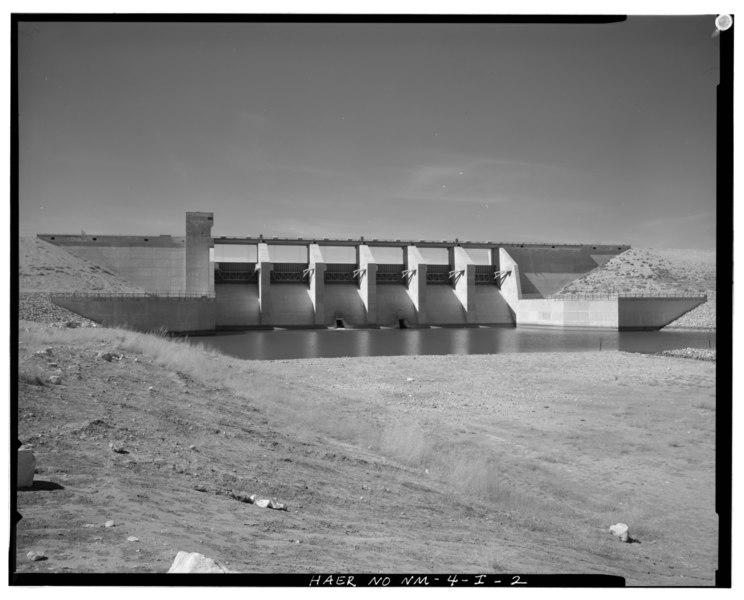 File:BRANTLEY DAM - OUTLET WORKS. VIEW TO NORTHWEST - Carlsbad Irrigation District, Brantley Dam, On Pecos River 12 miles Northwest of Carlsbad, Carlsbad, Eddy County, NM HAER NM,8-CARL.V,1I-2.tif