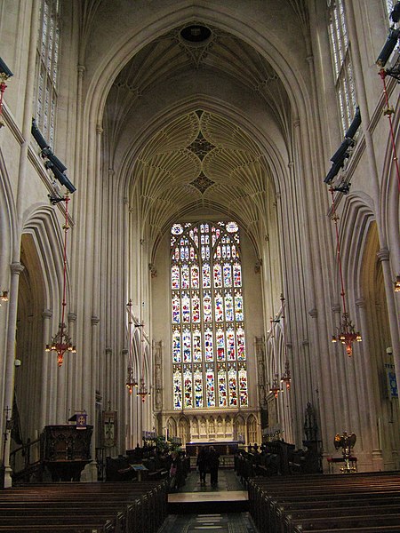 File:Bath Abbey. - panoramio (2).jpg