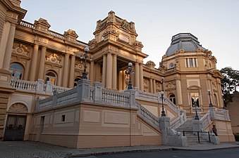 Beautiful Architecture of the Guanabara Palace.jpg