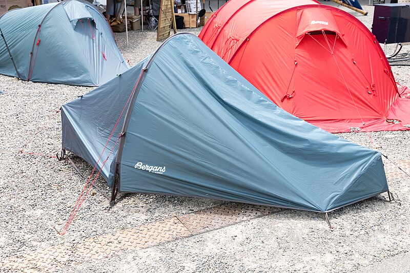 File:Bergans, OutDoor 2018, Friedrichshafen (1X7A0323).jpg