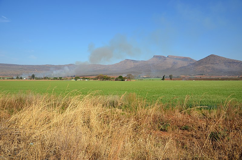 File:Burgersfort, Jihoafrická republika - panoramio.jpg