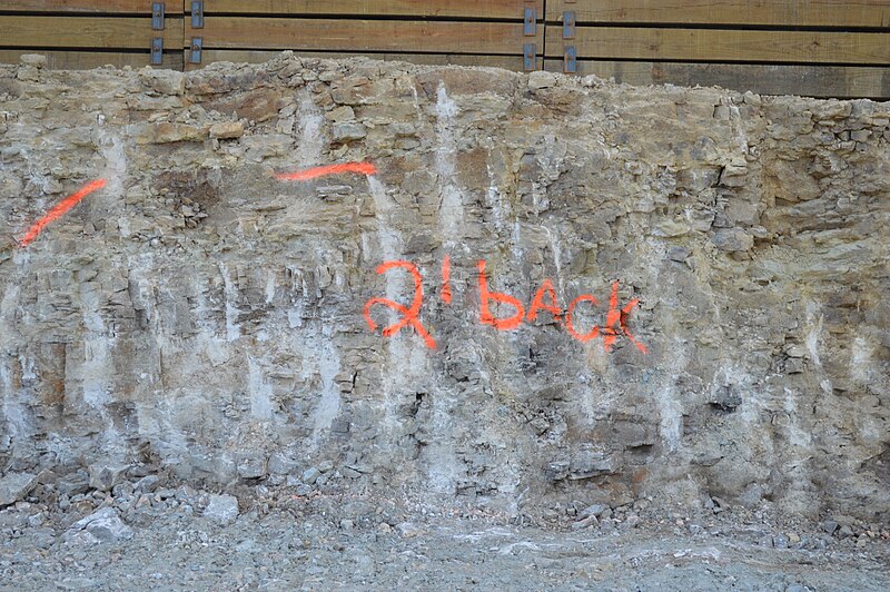 File:Byers Rd construction site - geological profile - 156.jpg