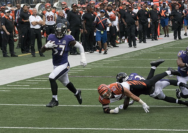Mosley returning a fumble for a touchdown against the Cincinnati Bengals in 2015