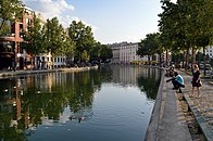 Canal Saint-Martin from Quay de Valmy, Paris, 2016.jpg
