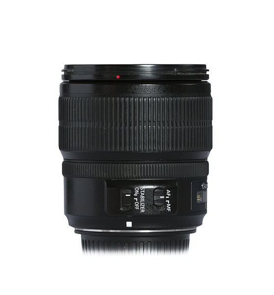 File:Canon EF-S 15-85mm f3.5-5.6 IS USM, 2013 November - 2.jpg