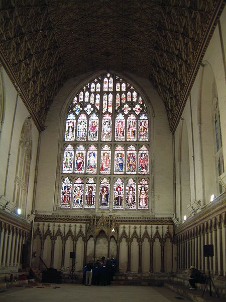 File:Canterbury - Glasfenster im Kapitelsaal der Kathedrale von Canterbury.jpg