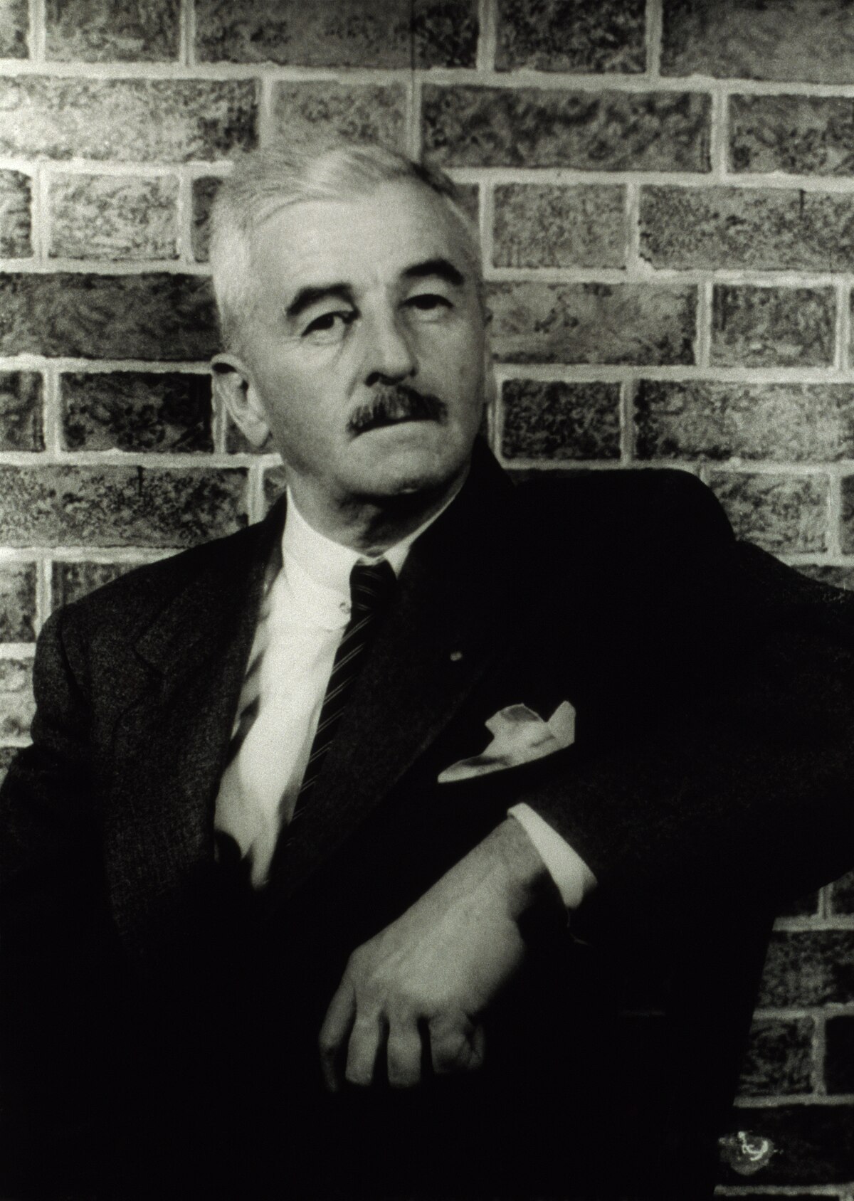 william faulkner themes writing