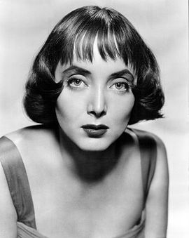 270px-Carolyn_Jones_1956.jpg