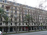 Català: Cases Almirall. Av. Diagonal, 433-439 - c. Aribau, 181 - c. Londres, 105-111 - c. Muntaner, 218-222 (Barcelona). This is a photo of a building indexed in the Catalan heritage register as Bé Cultural d'Interès Local (BCIL) under the reference 08019/1476. Object location 41° 23′ 38.4″ N, 2° 09′ 03.02″ E  View all coordinates using: OpenStreetMap