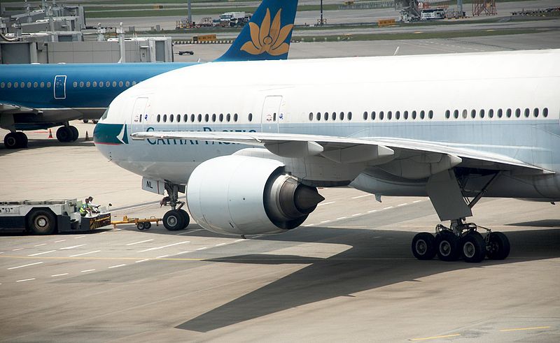 File:Cathay Pacific Boeing 777-200 front, SIN.jpg