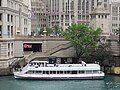 Wendella tour boat, Linnea below Wrigley Building