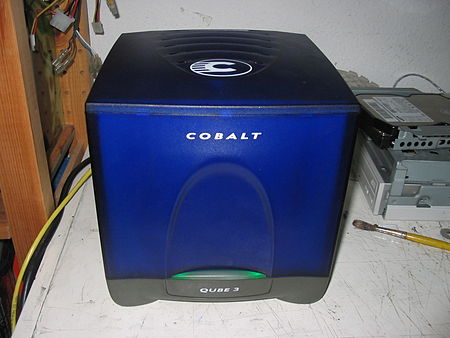 Tập_tin:Cobalt_Qube_3_Front.jpg