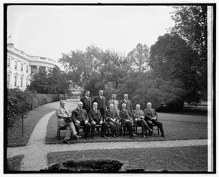 File:Coolidge Cabinet (White House, Washington, D.C.) LCCN2016824234.jpg