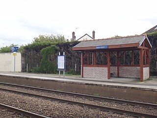 <span class="mw-page-title-main">Dreuil-lès-Amiens station</span> Railway station in Somme, France