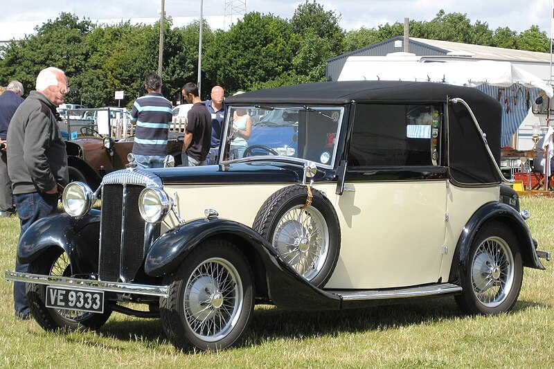 File:Daimler Six reg Sep 1933 1939cc.JPG