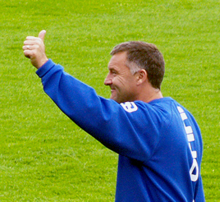 <span class="mw-page-title-main">Dave Penney</span> English football player and manager (born 1964)