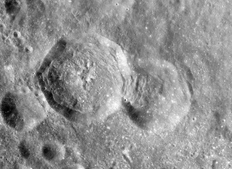 File:Dobrovolskiy Shirakatsi craters AS17-M-1722.jpg