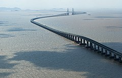 东海大桥總長32.5公里