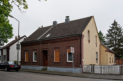 Duisburg, Aldenrade, Prinzenstraße, 2012-05 CN-01