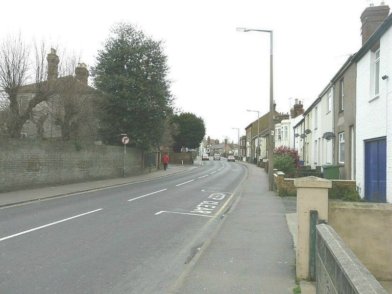 File:East Street, Faversham - geograph.org.uk - 2758711.jpg