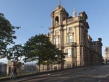 EdinburghMuseumOnTheMound-pjt.jpg