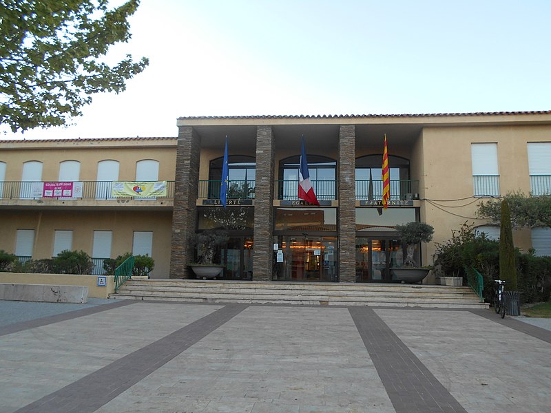 File:Elna. Casa del Comú 3.jpg