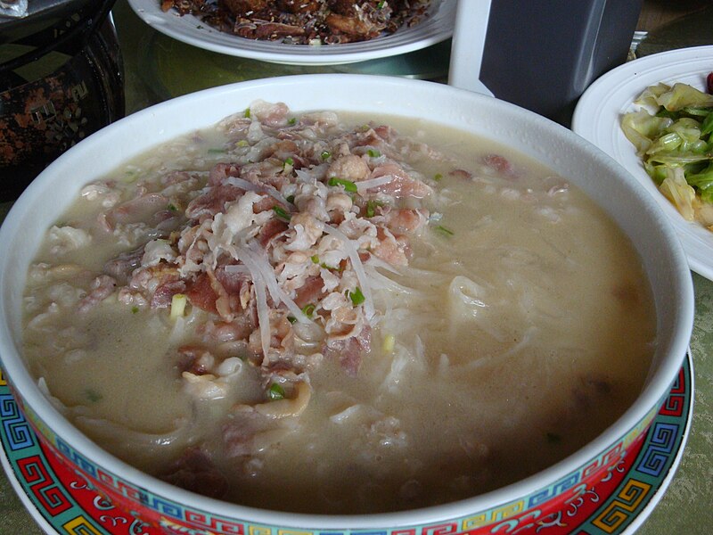 File:Food (5220518207).jpg