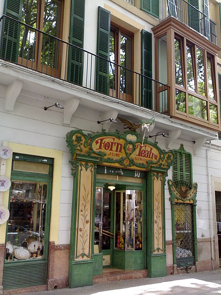 Façana del Forn d'Es Teatre, la pastisseria més antiga de Palma.