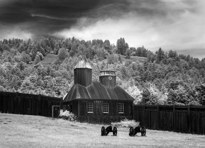 File:Fort Ross, a former Russian establishment on the west coast of North America in what is now Sonoma County, California LCCN2013635065.tif