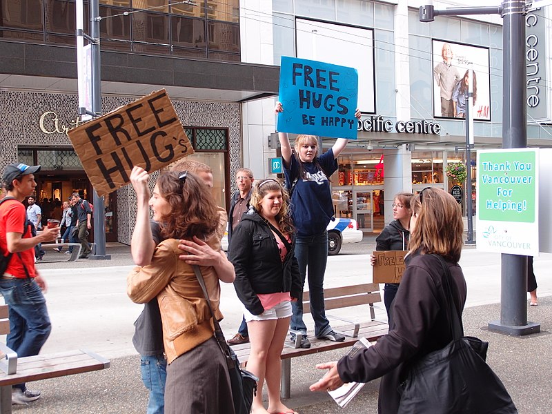 File:Free hugs @ Aftermath of Vancouver Stanley Cup Riots (5842452997).jpg
