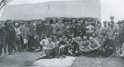 General Kuroki and his Staffs, Foreign Officiers and Correspondents