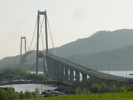 Gjemnessund Bridge is part of the Kristiansund Mainland Connection.