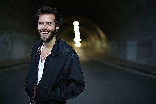 Guy Burnet , march 2015