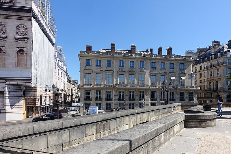 File:Hôtel de Saint-Florentin (34890590695).jpg