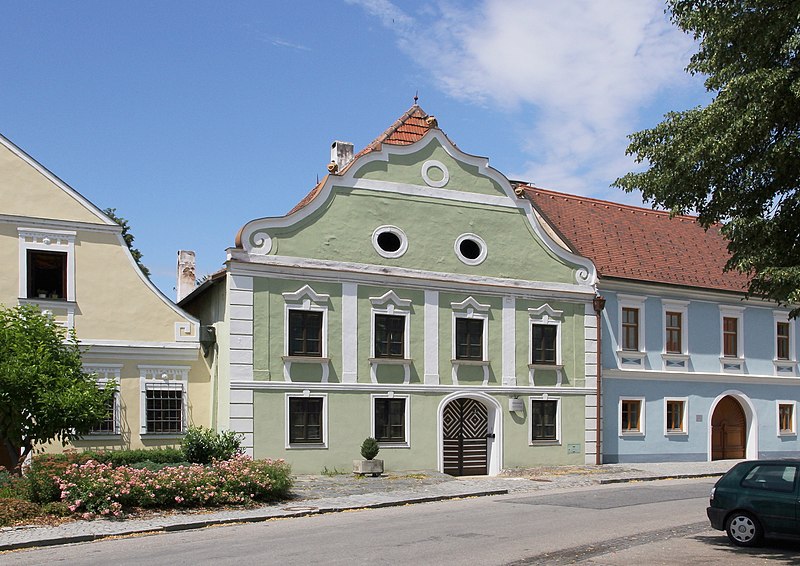 File:Hadersdorf aK - Hauptplatz 4.JPG