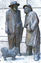 Denkmal für Oscar Heiler und Willy Reichert (rechts) als Häberle und Pfleiderer am Friedrichsbau-Theater in Stuttgart