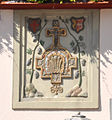 Gasthaus Löwen, Relief mit der Heilig-Blut-Reliquie von Weingarten