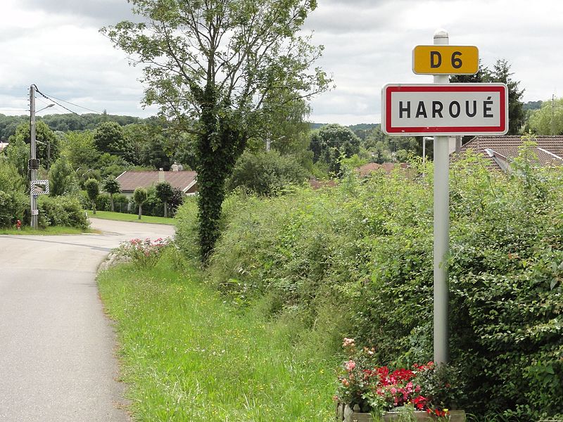 File:Haroué (M-et-M) city limit sign.jpg