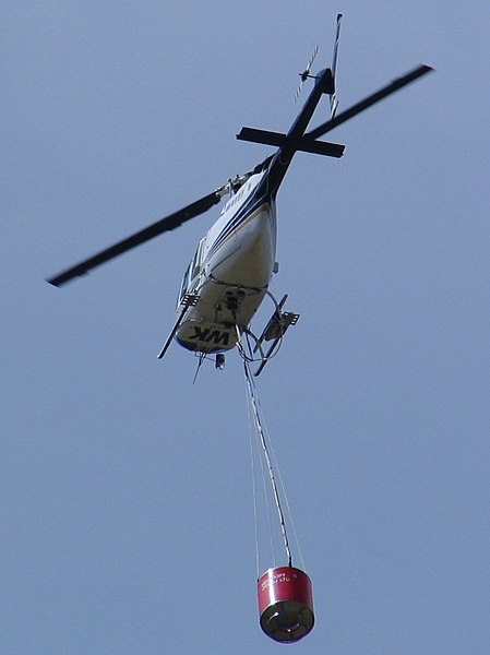 File:Helicopters Otago ZK-HWK Bell 206B Mt Allan fire, NZ 2010.jpg