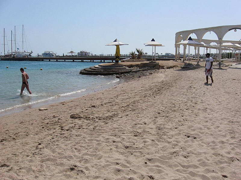 File:Hurgada ( Egypt ). - panoramio - Alexander Berezhnoy (43).jpg